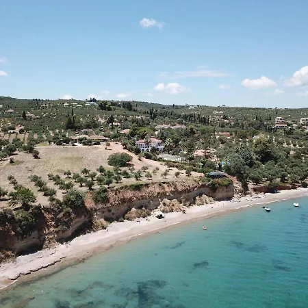 Seaside 1 펜션 Kómboi